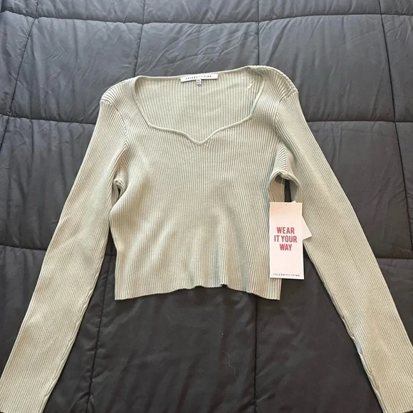 Celebrity Pink Ribbed V-Neck Top in Light Green - Picture 1 of 5